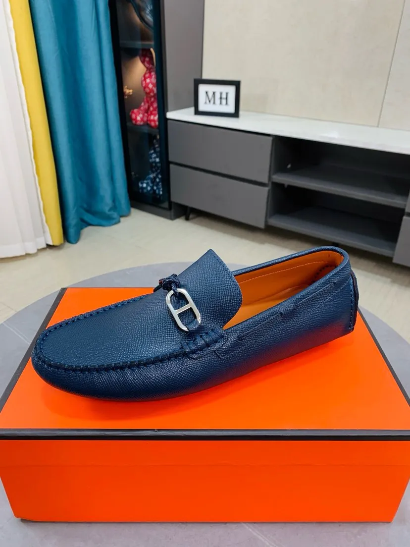 Men's men's shoes 💰458🌹🌹 Comes with packaging [Hermès] Hermès 🚹 Men's new bean slip-on shoes, full of charm, luxury style gentleman's shoes. Hermès exquisite hardware buckle accessories (❌refuse to fade) embossed design elements... interpret the brand image design concept 👑 Material imported cowhide ➕ Selected genuine leather lining ➕ Brand wear-resistant sole stitching 🔍🔍 Size: 38-44